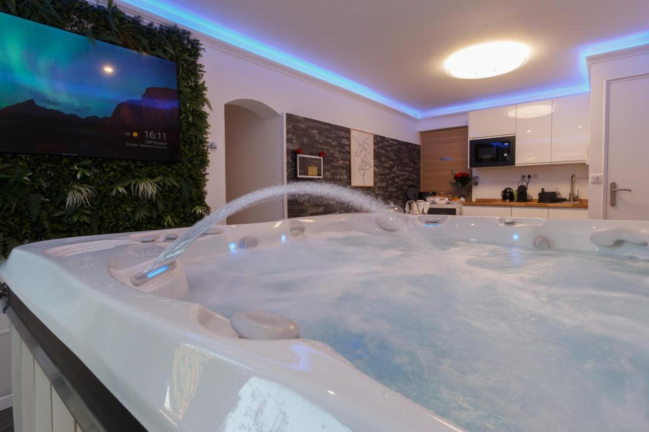 Casa Amor & Spa, Appartement Suite Jacuzzi & Piscine Chauffee Montfort-sur-Argens Exterior foto